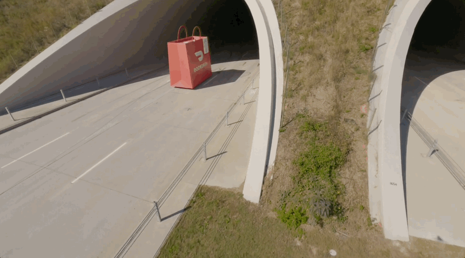 shot drone GX015977_stabilized-002 KINDER.gif