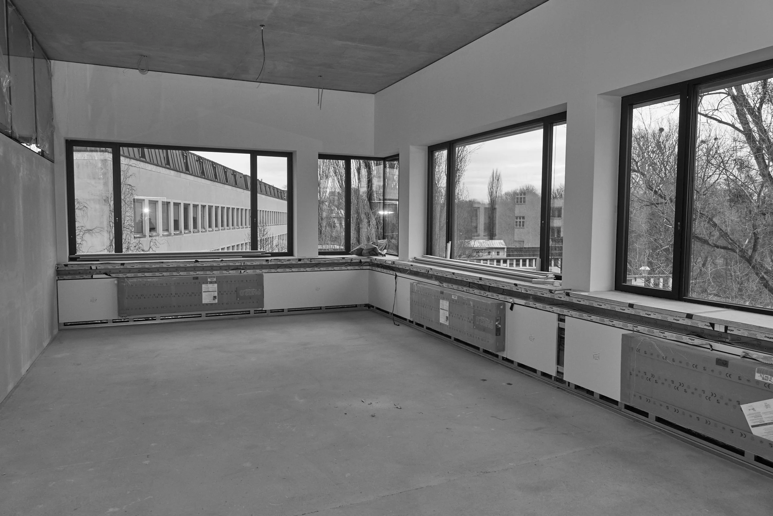 Characterization and Nanofab lab, third floor, November 2017