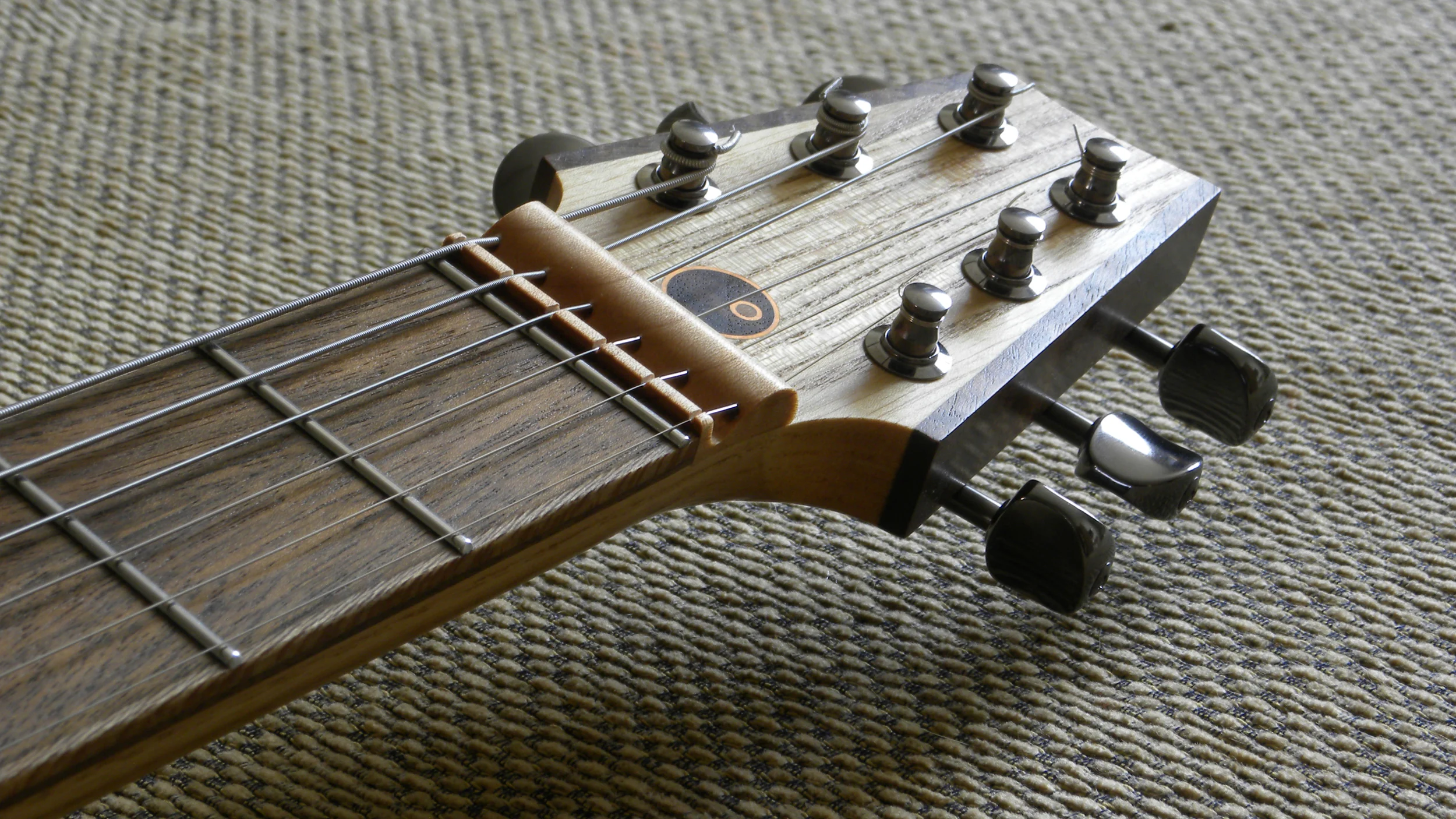 Halflight Guitars 'Naiad' English Walnut 2017 headstock right w.jpg