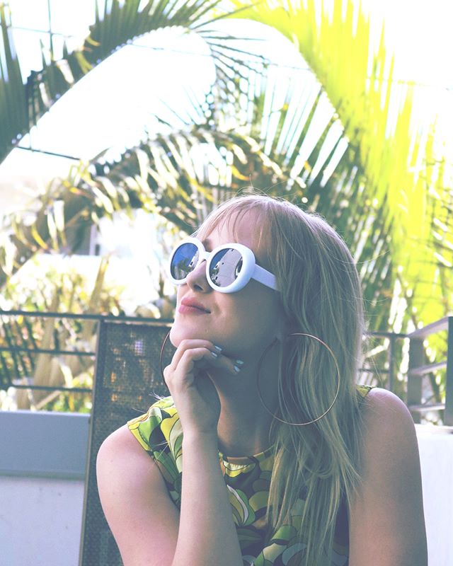 ✨Lots of reasons to smile today ✨ The biggest one being that my Debut EP (DELUXE VERSION) is officially out everywhere! 🌿 It&rsquo;s got new bonus tracks, alternate versions of &ldquo;Summer in a Dream&rdquo; &amp; &ldquo;Dark Room&rdquo; &amp; lots