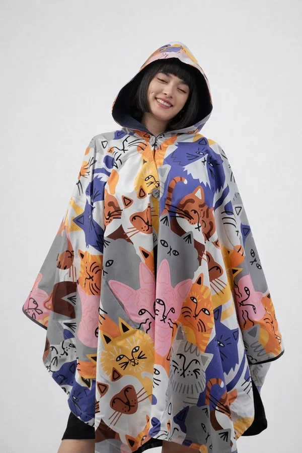 378-1607-Playful-cat-themed-rain-cape-fashion.jpg