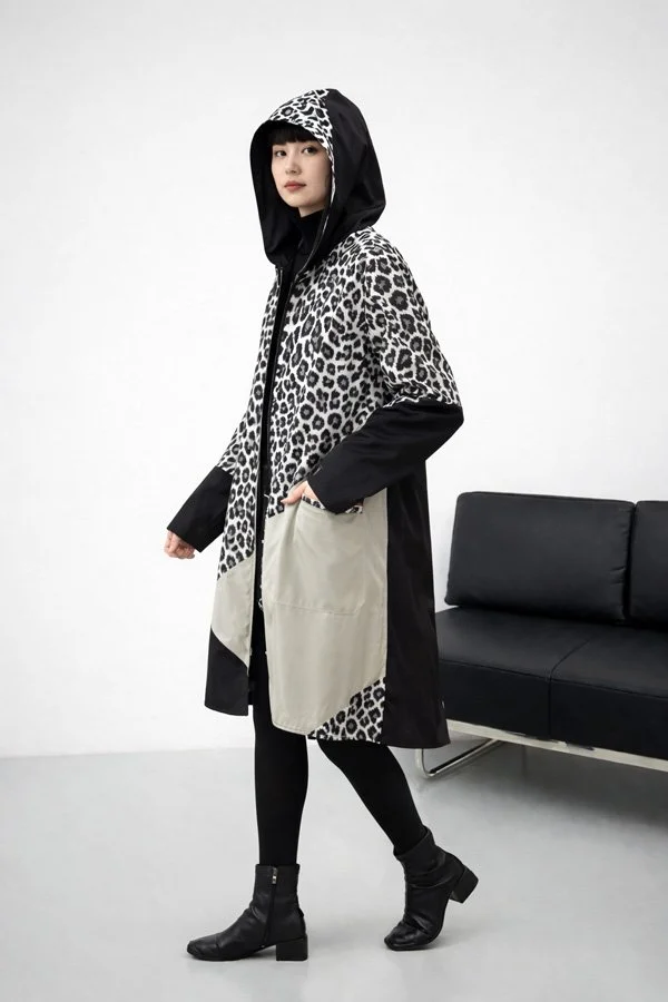 379-1661-Leopard-print-style-in-minimalist-space.jpg