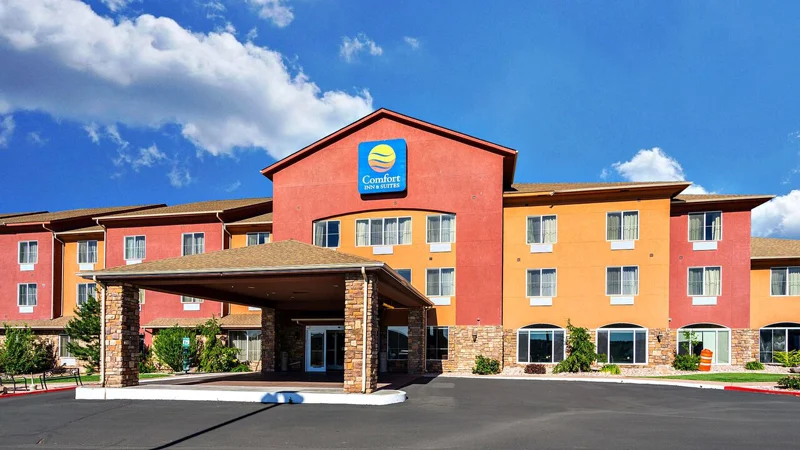 Cedar Utah - 84 rooms.jpg