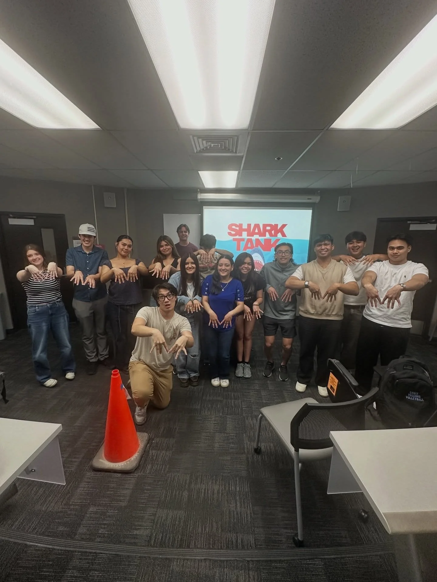 Sharks are certainly vicious. Thankfully our members brought some great marketing shark repellent during our Shark Tank Marketing Monday!🦈

Students divided themselves into groups to pitch creative, innovative spins on everyday products!💥

Thank yo