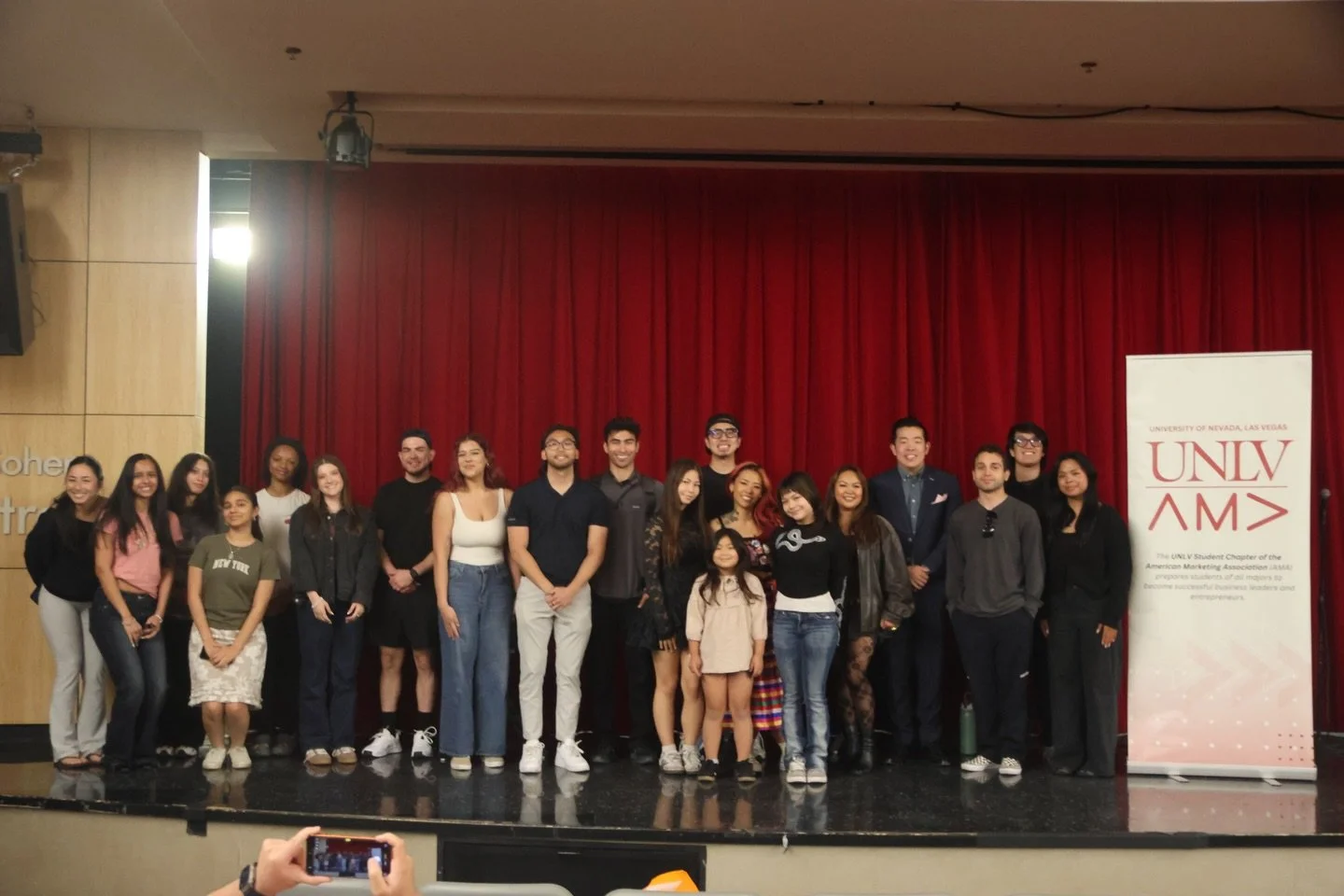 Chalk up another AMA-zing panel!🎉

UNLV AMA had an unforgettable panel with AANHPI Influencer Panel! Our attendees had the opportunity to hear from key influencers on how they built their brands and became monumental voices in their industry!

⭐️ Je
