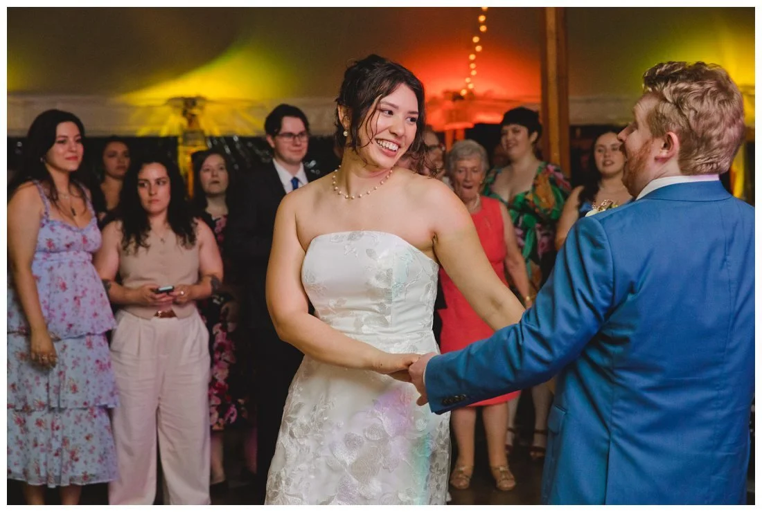 end of the night last dance bride and groom