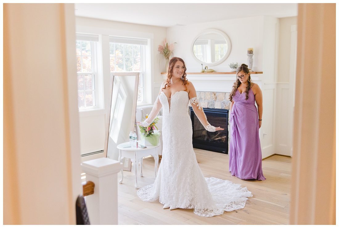 bride in getting ready suite at the westbrook inn derry nh