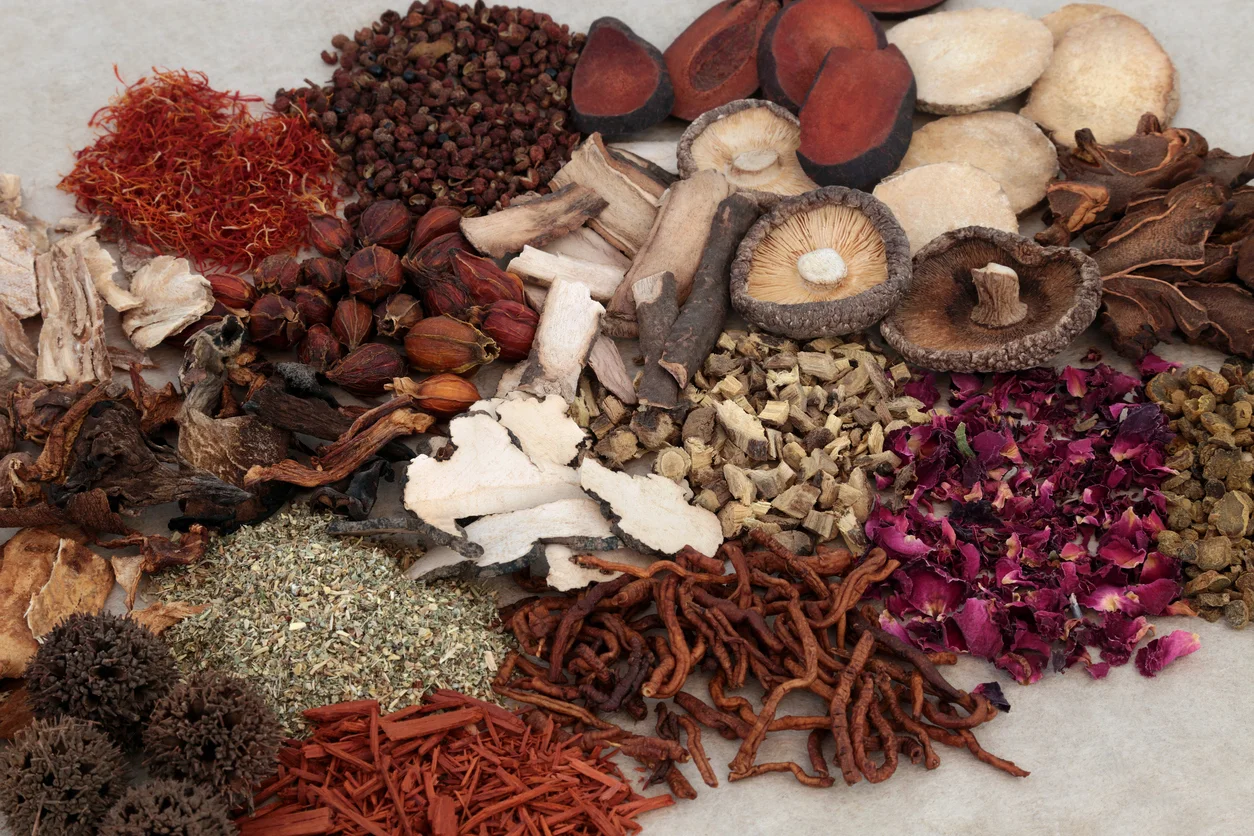 Chinese Herbs: &nbsp;Herbs help to treat the acute and chronic conditions such as killing the bacteria or a virus. It helps to maintain daily life by keeping the balance of the human body. Chinese Herbs can help with a wide range of issues such as p…