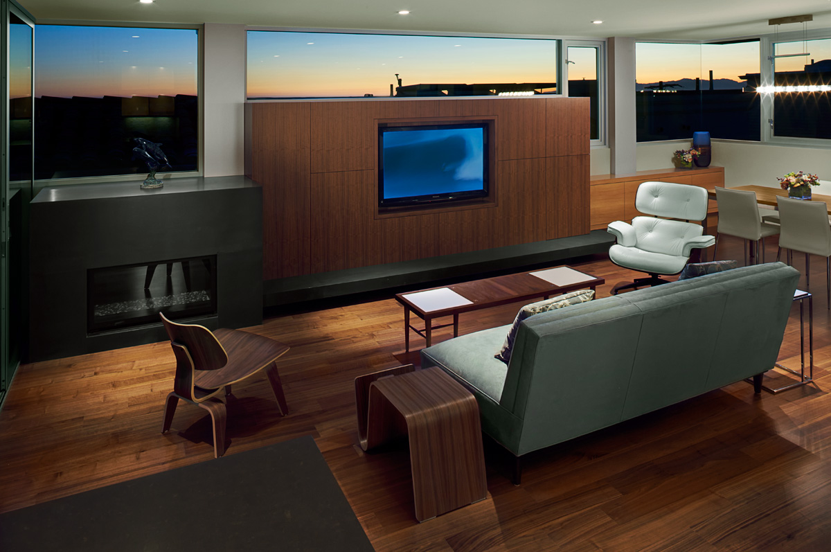 Kaminski_Interior 90480.jpg