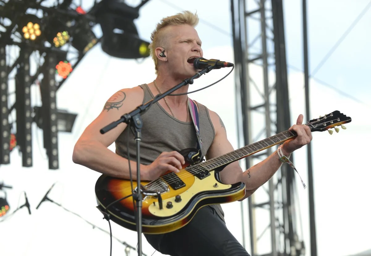 Ryan Guldemond (Mother Mother)