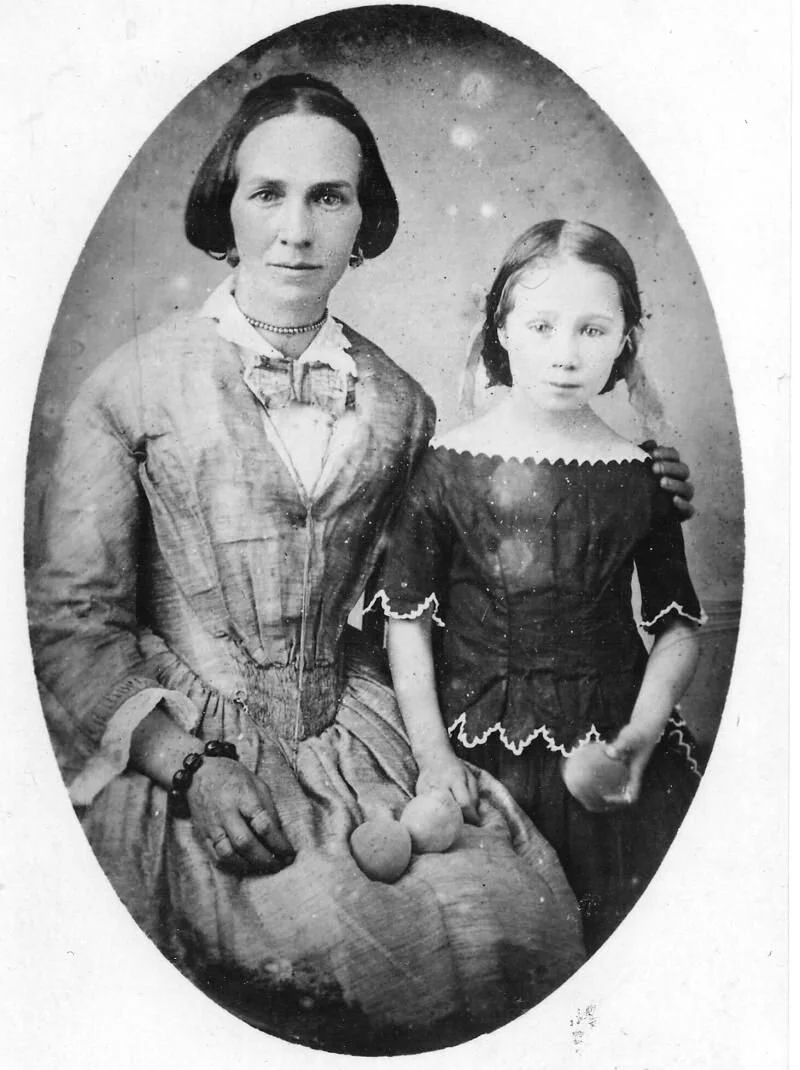 Zina Diantha Huntington and daughter, Zina Presendia Young