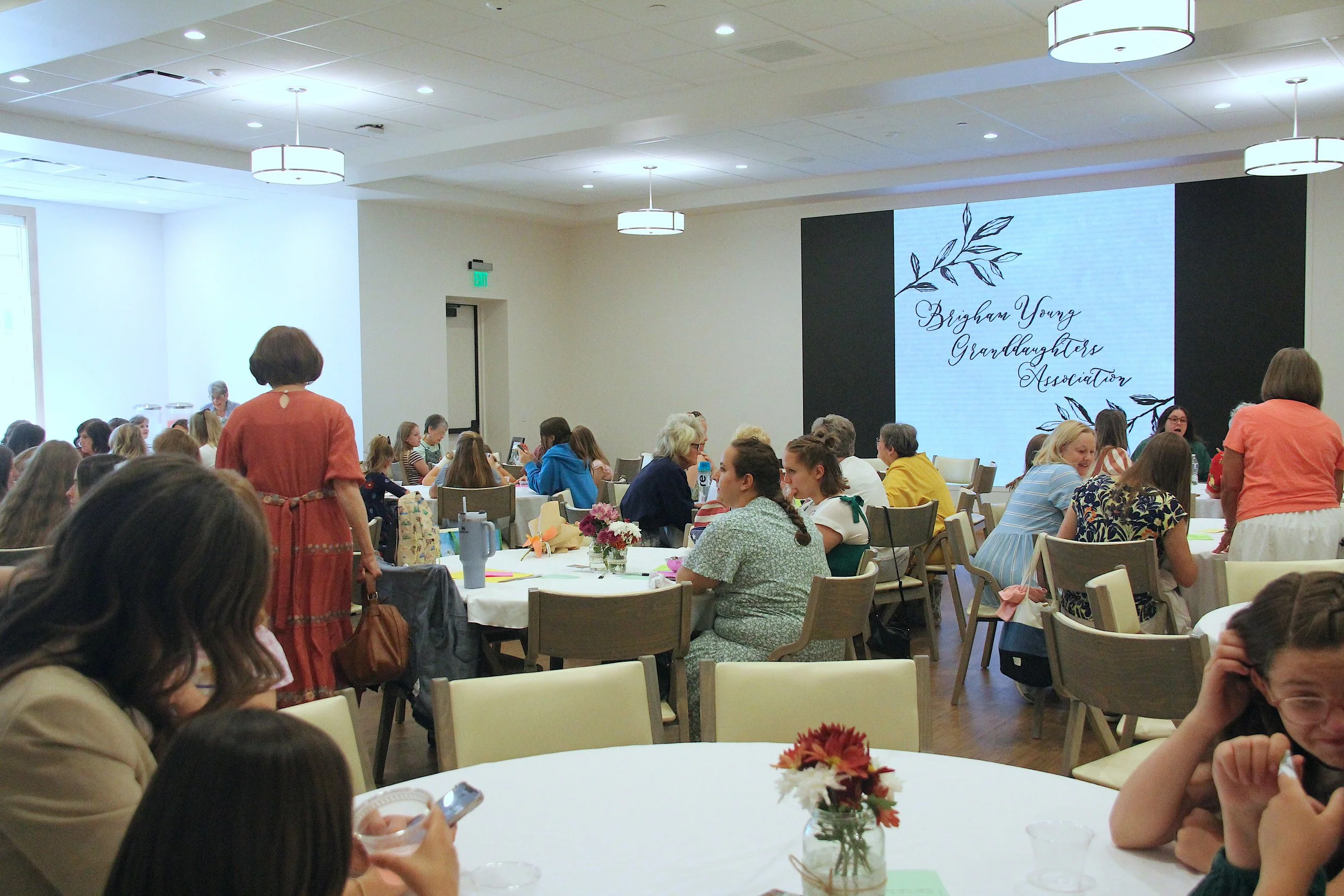 Luncheon full.JPG