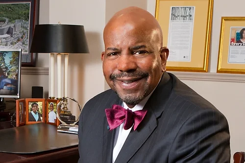 Cato Laurencin Medicine. Cato is a scientist, surgeon, and first member of science, engineering and medicine academies across the developing world and USA.