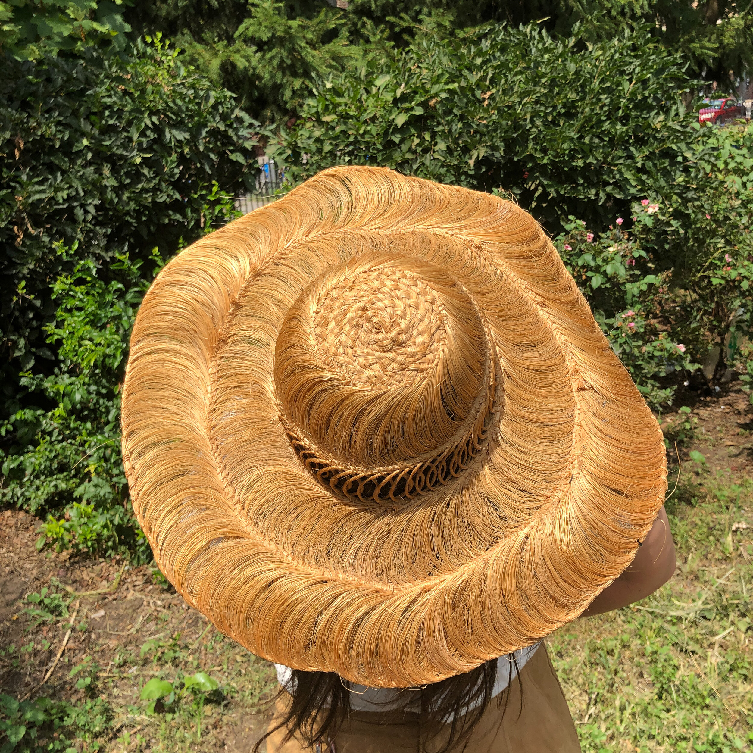 vintage straw hat / floppy sun hat 