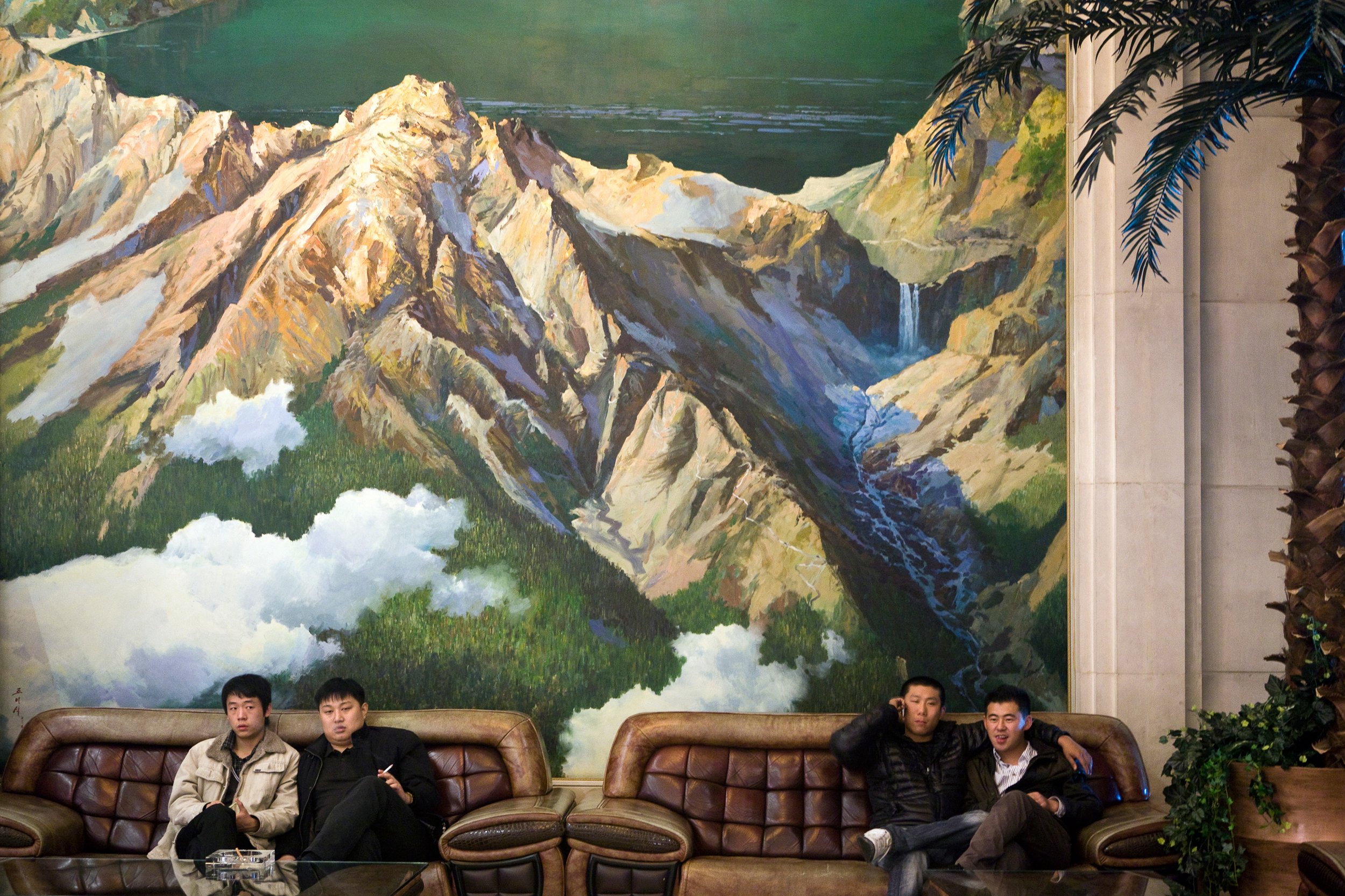 00038820-UPS-China's Borders-010.JPG