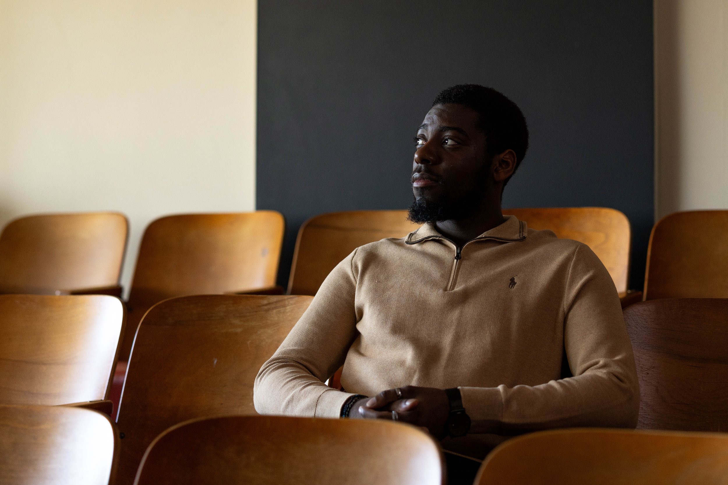  Portrait of Zaire Simmonds, a Chegg Global Student Teacher prize finalist. 