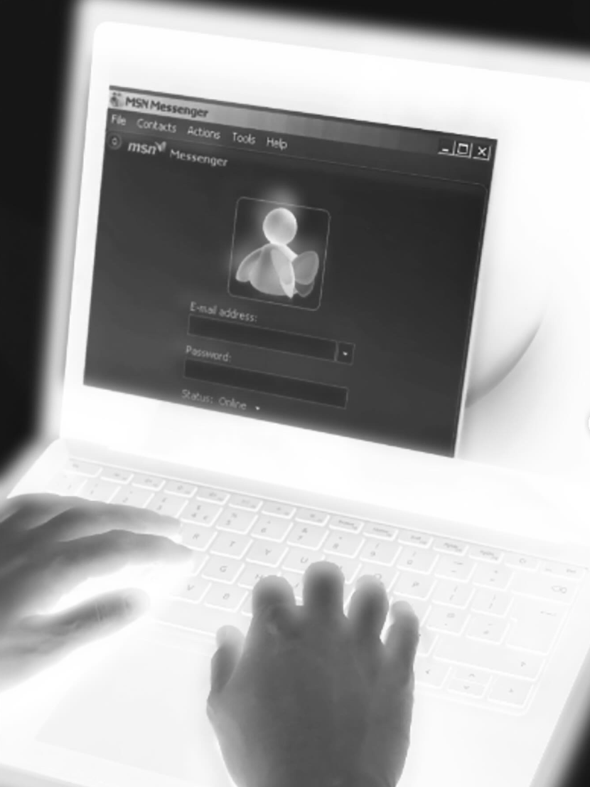 Boot Mag Ghosts in the Machine