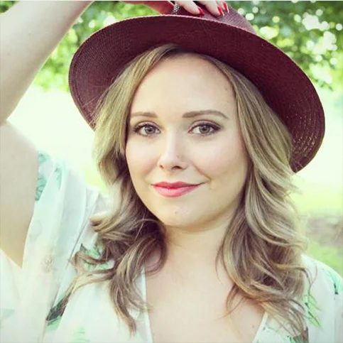 Lauren O'Connell