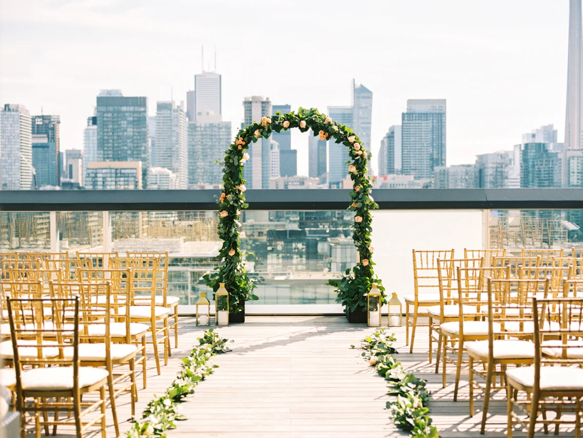 Rooftop Wedding at the Thompson Hotel in Toronto