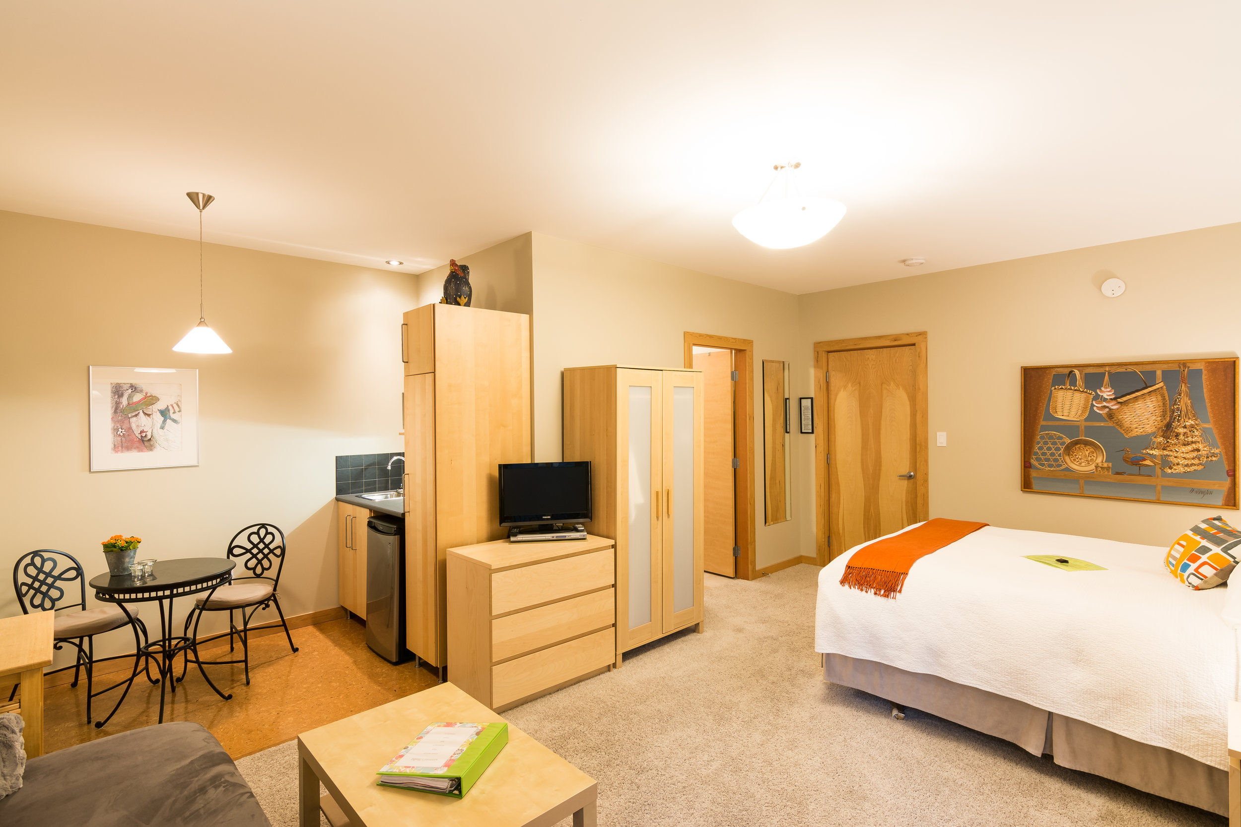 2016-Cormiers-Studio-B&B-21.jpg