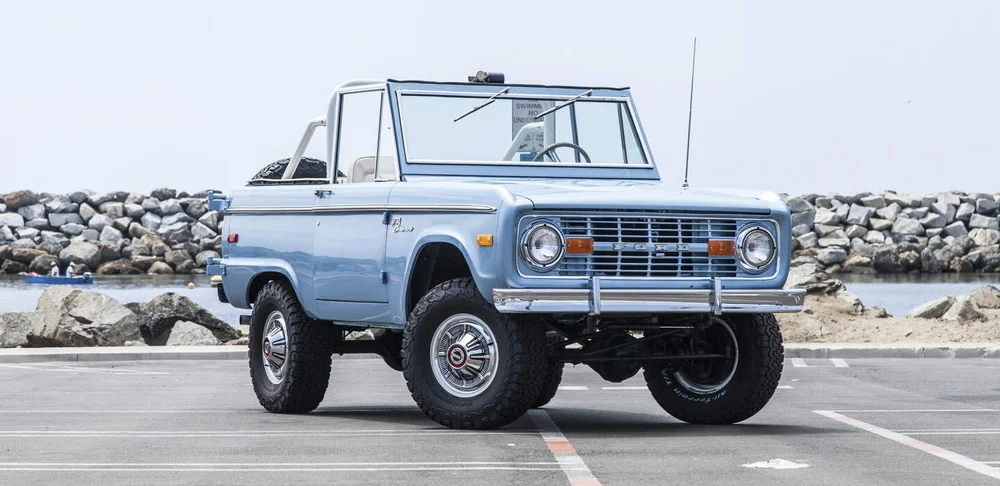 Ford-Bronc-1965-For-Rent-Los-Angeles-Classic-Car-1.jpg