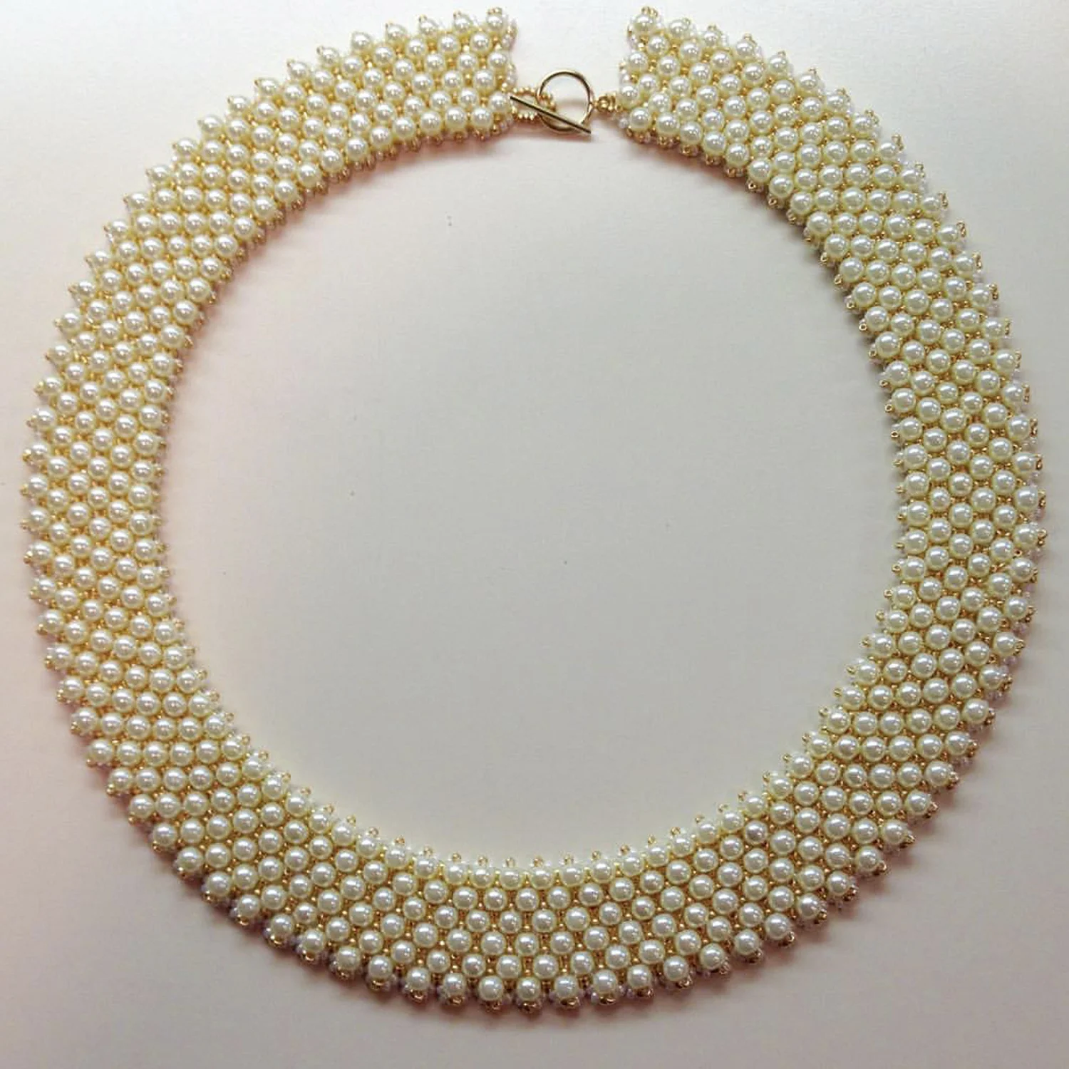 netted-pearl-necklace.jpg