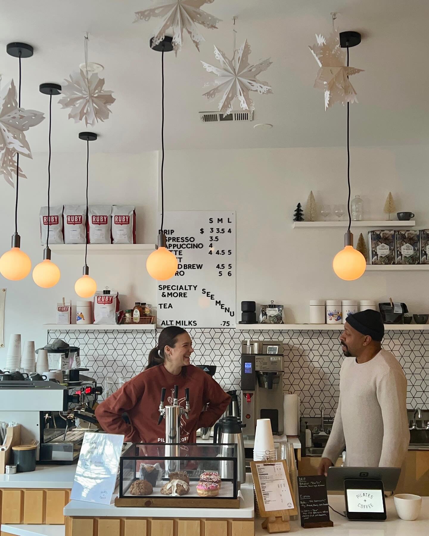 Saturday in the cafe captured by @probablykabari 
&bull;
#pilatesandcoffee