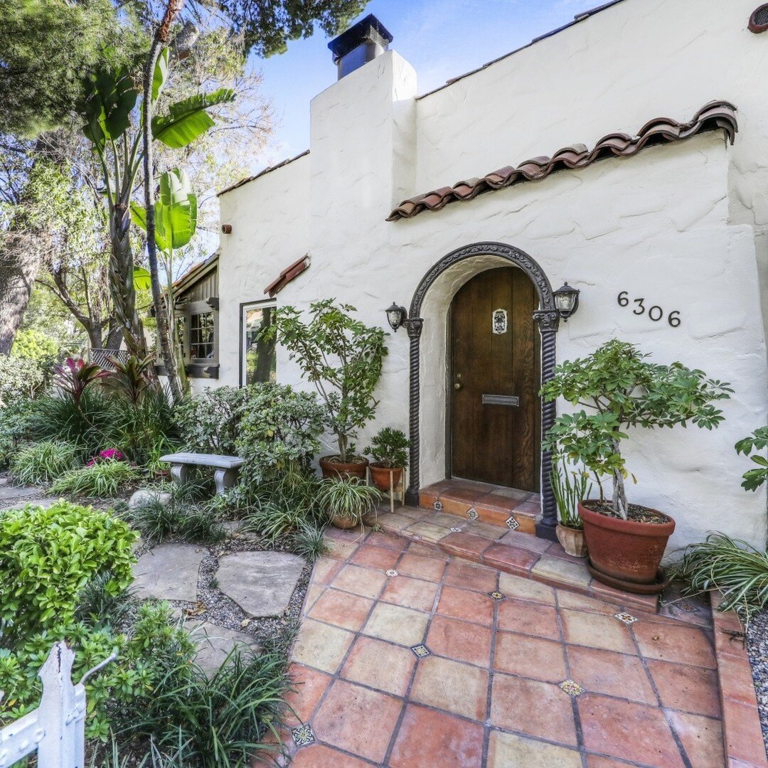 ✨:: New Listing :: ✨
This idyllic Spanish Colonial home is situated on a fenced and gated lot in the Hollywood Dell &mdash; the private oasis you&rsquo;ve been dreaming of. Walk through the front door of the main house and into the living room with c