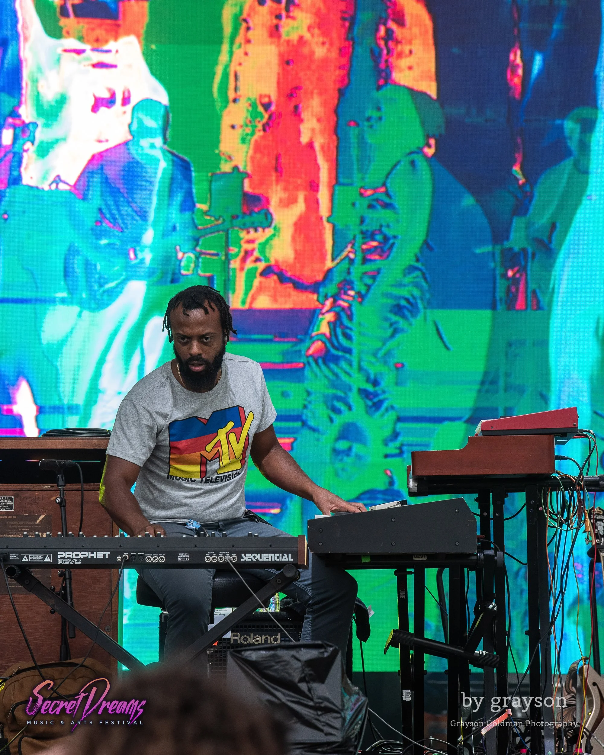 20230817-LeonPheltz_Secret Dreams-34.jpg