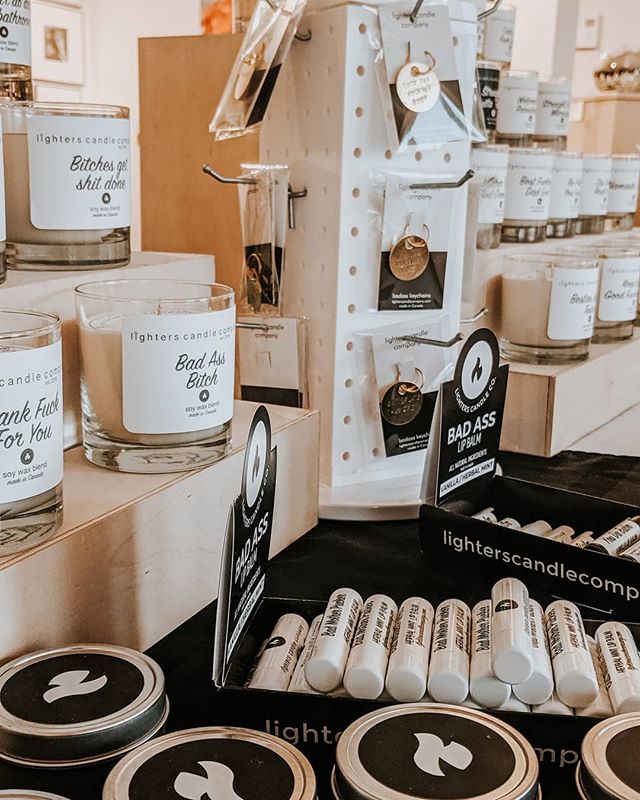 Packing our car again for our second day at Three Oaks Craft Fair. We completely sold out yesterday (has never happened before!) so we've been up all night making more product! Limited scent options available but favourites nonetheless 🖤