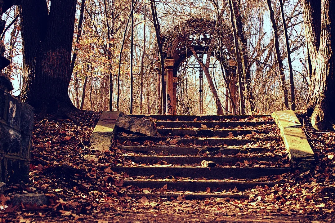A Real Life Hell House — Horror Bound