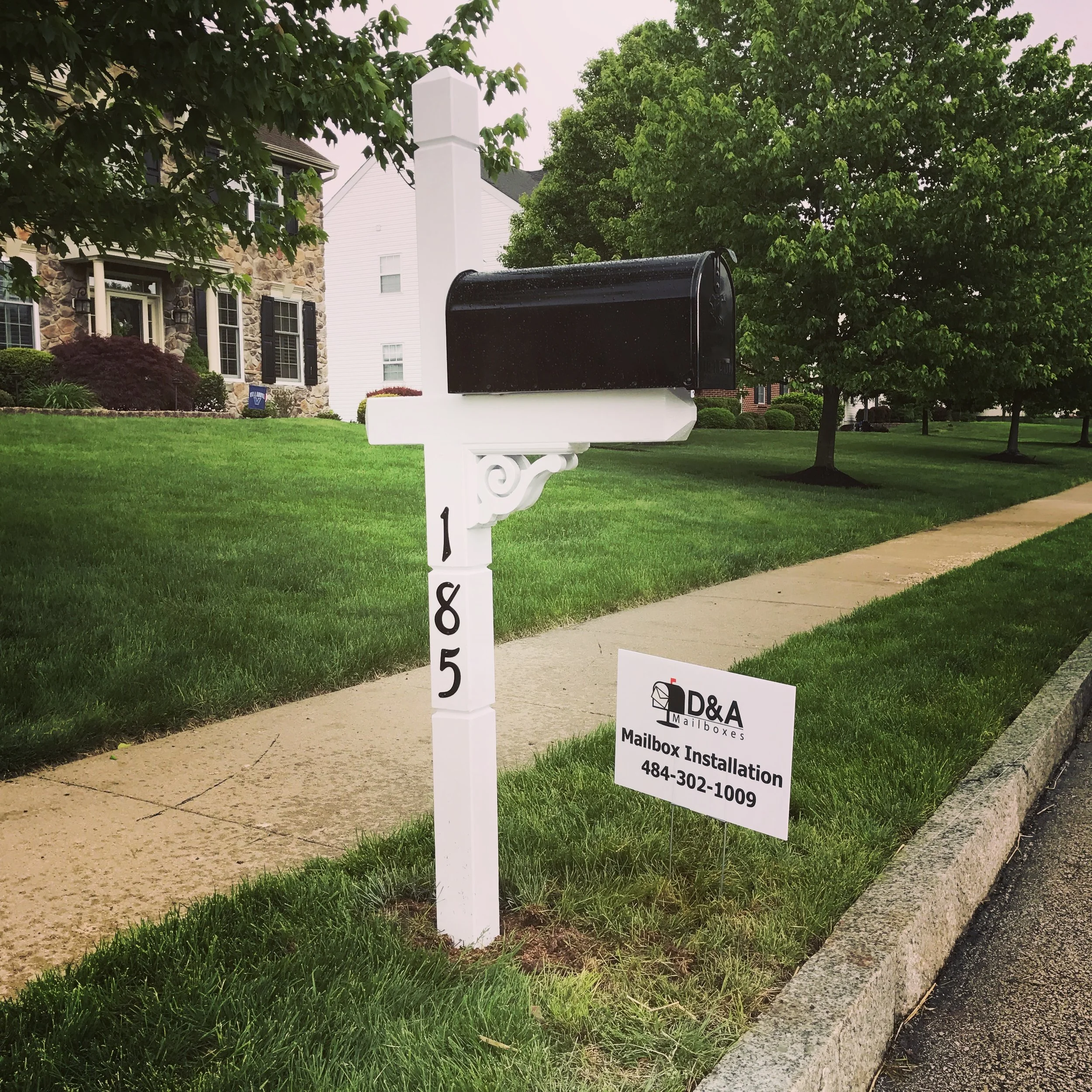 White D&A custom post (grooves & scroll bracket) - $275