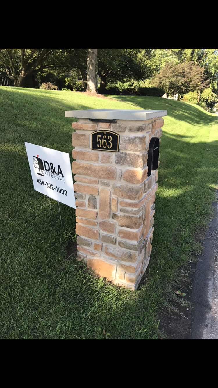 EP Henry veneer post w/lights $1600