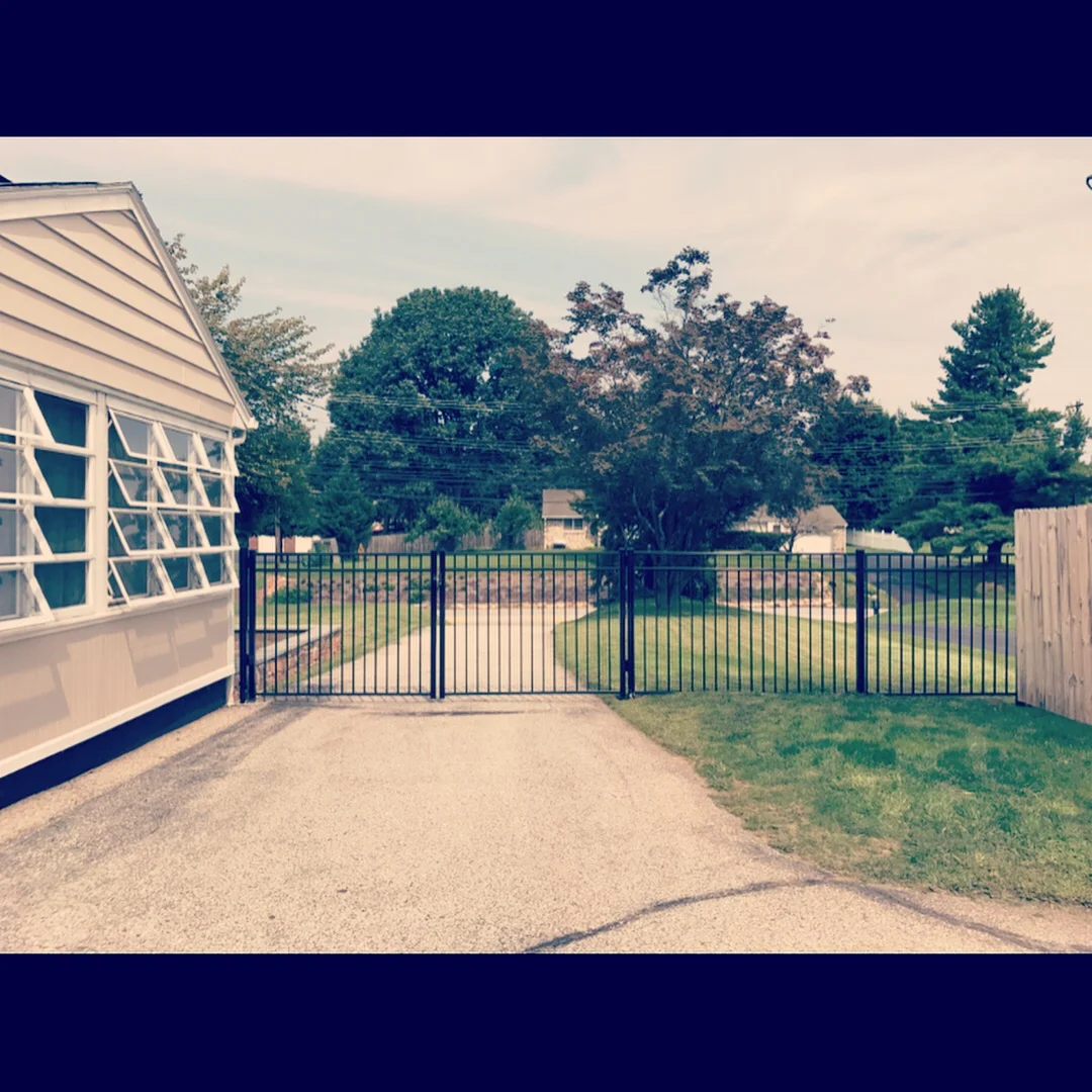 Aluminum driveway gate install
