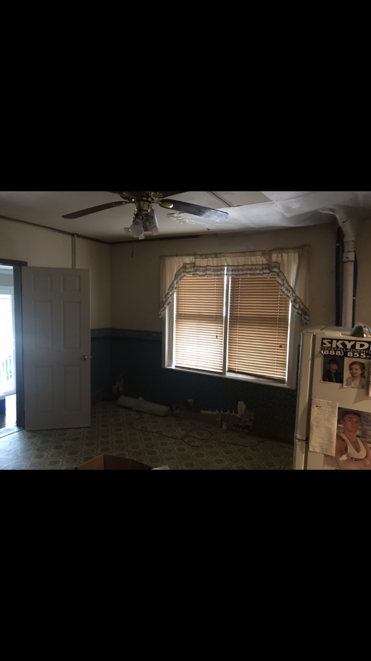 Murphy Kitchen - Before