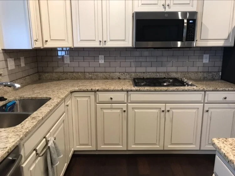 Subway tile (pearl) backsplash