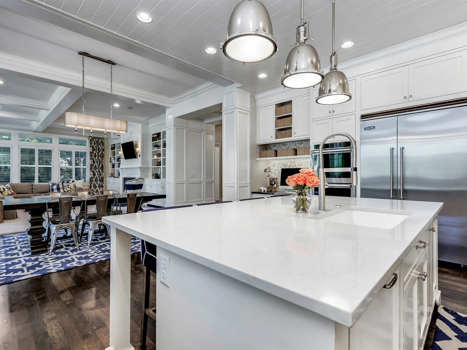 020_Kitchen .jpg