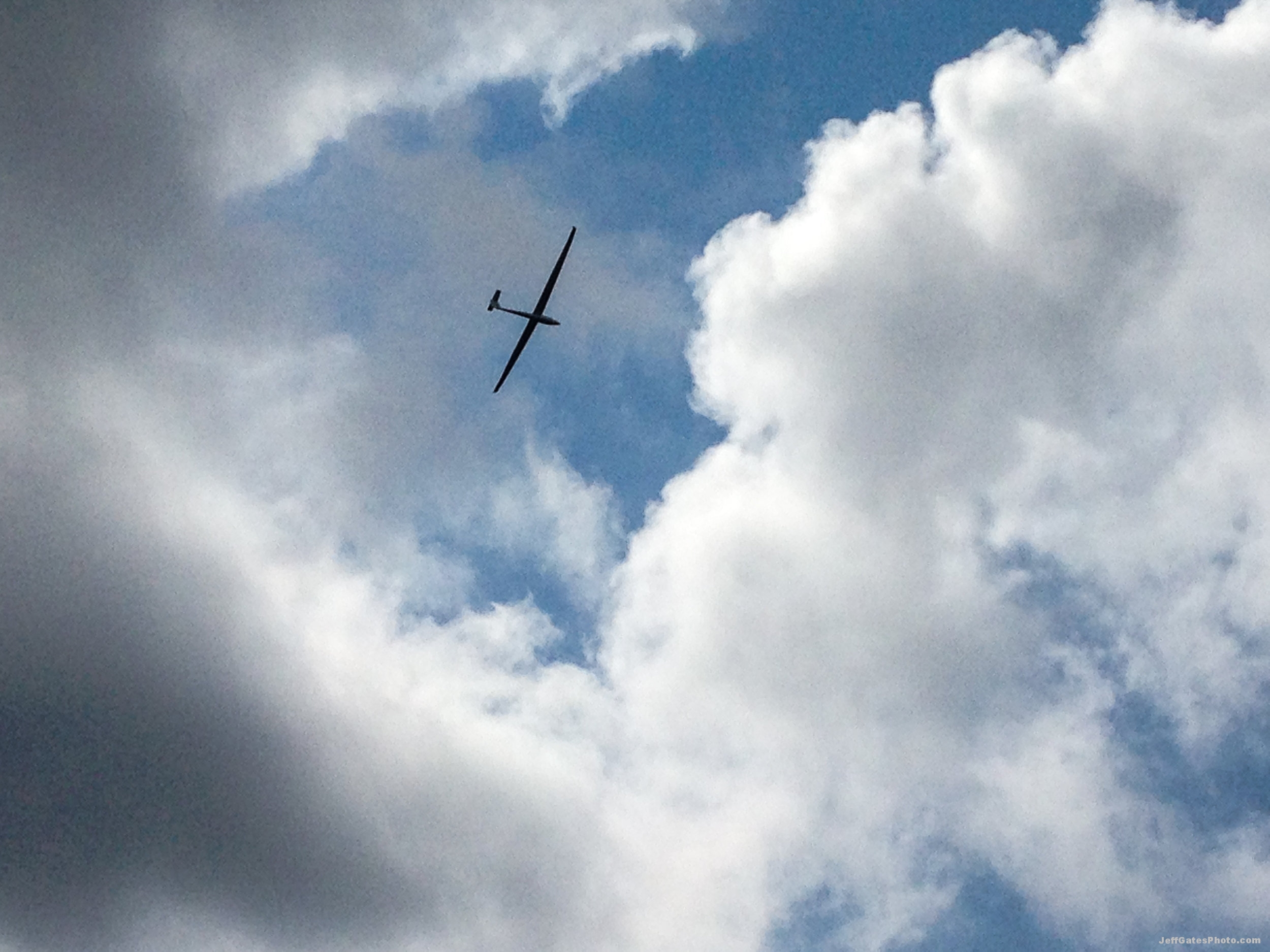 Glider over Franconia Ridge