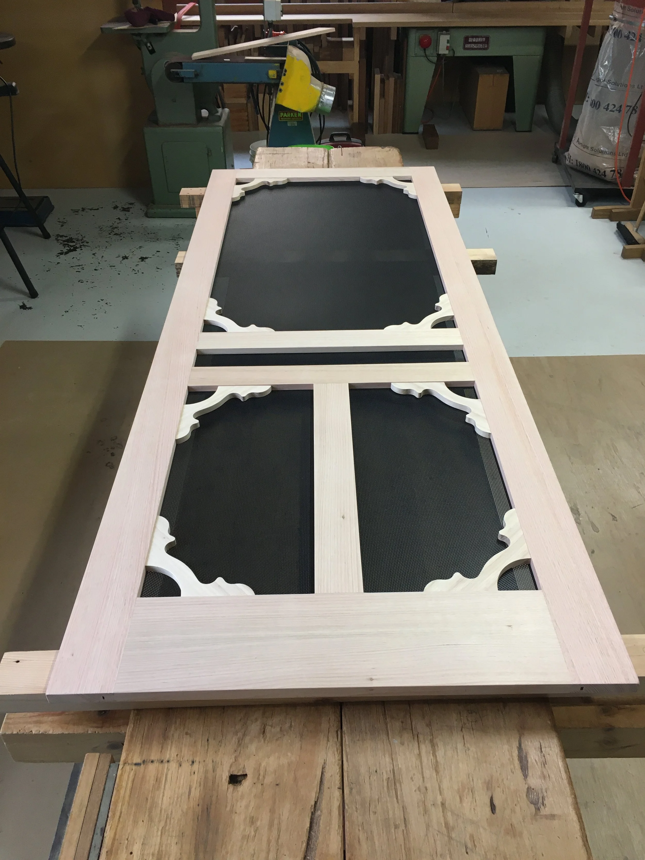 Heritage screen door/solid stainless steel screen (powder coated.)