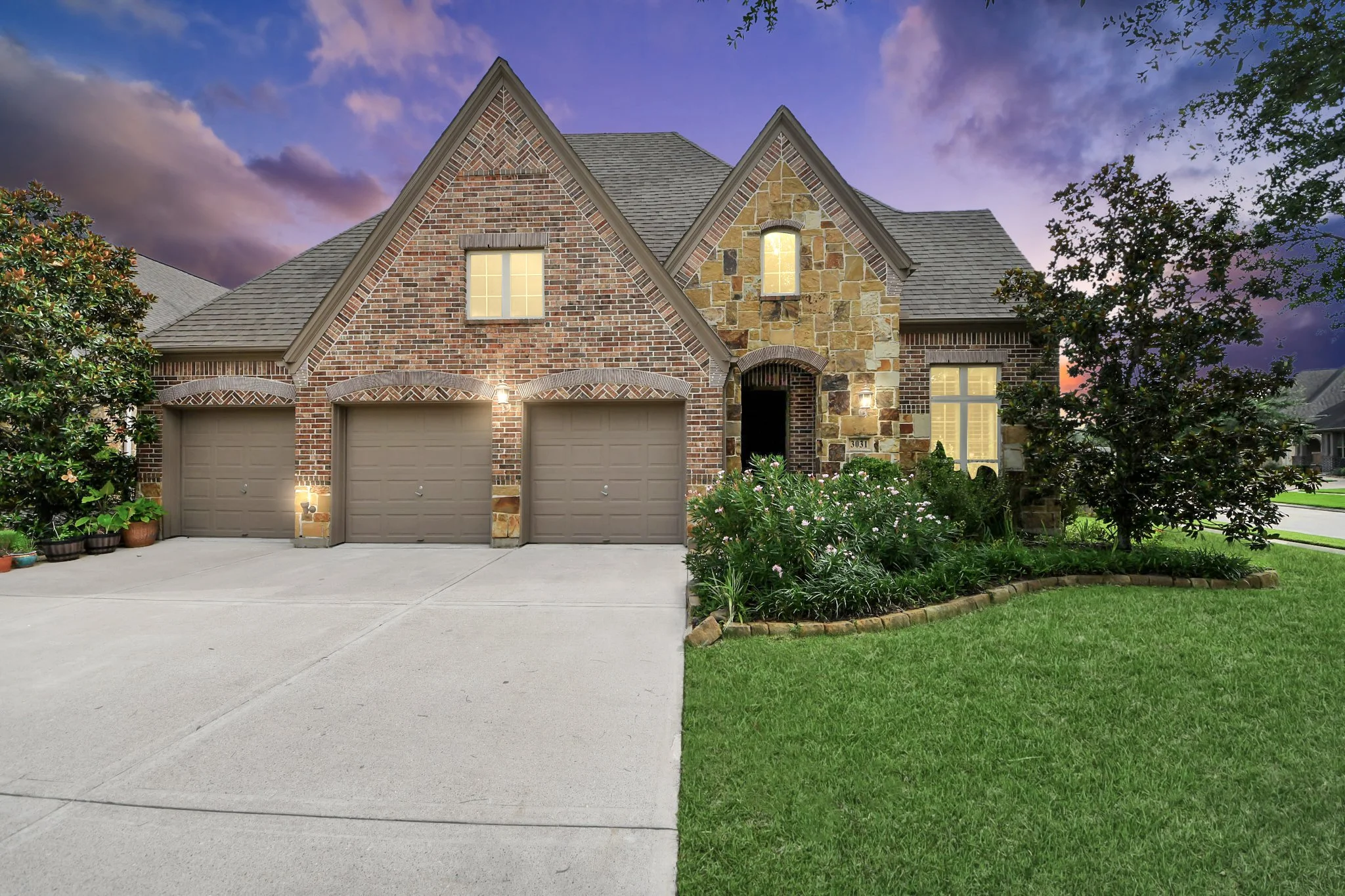 3031 Currant Dr
