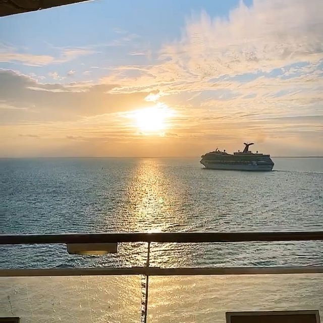 Today&rsquo;s viewzzzzzzz.... showtime tonight on @celebritycruises #celebrityinfinity 📸: @collin0connor and @seanddoherty .
.
.
.
.
#nyc3 #singing #nyc #manhattan #singinggroups #instasinging #music #instamusic #musician #musicians #singers #boyban