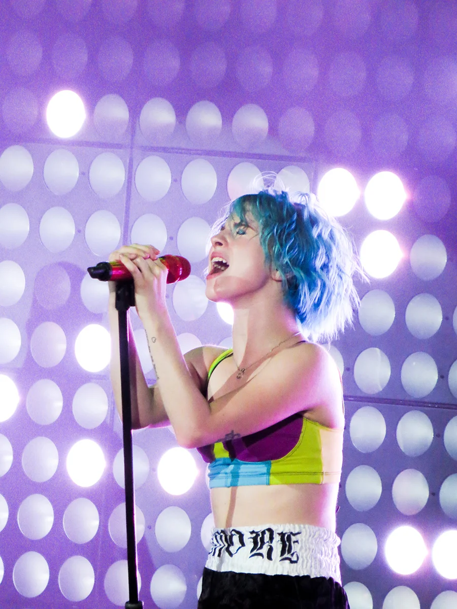 paramore-monumentour-080114-001.jpg
