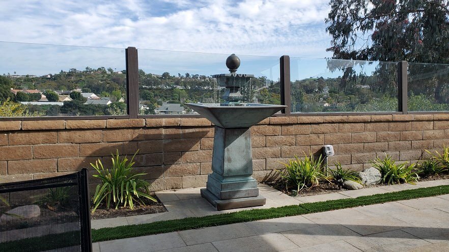 It's the weekend! A perfect
opportunity to beautify your space. Another gorgeous
customer creation! Come see
us! #paradisefountains #fountain #fountains #oc #orangecounty #inlandempire #garden #homeimprovement #waterfeature #landscape #hardscape #gar