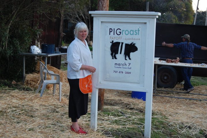 tth-pigroast-beth.jpg