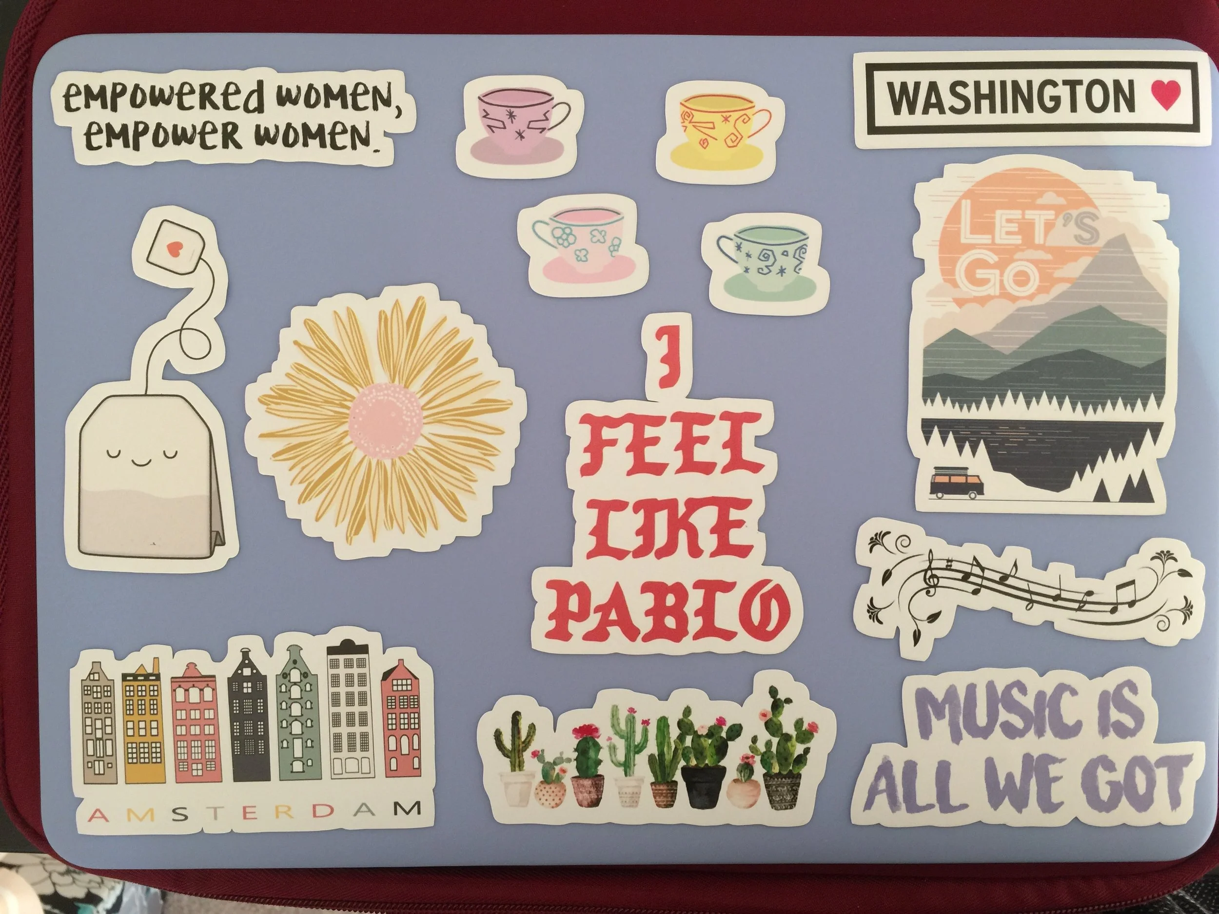 Finding and maintaining productive side hustles : This story is all about honoring your side hustles, which are any side projects or skills that you develop alongside your day job. Journalism is my side hustle because I've worked double time to develop these skills alongside my time as an HCDE student and job as a writing adviser - and I wouldn't have it any other way!