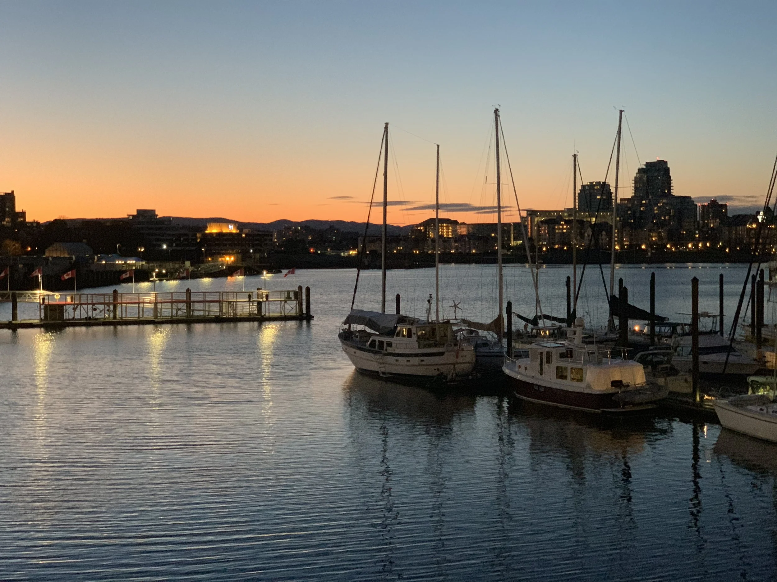 How to plan a car-free trip to Victoria, B.C., from Seattle