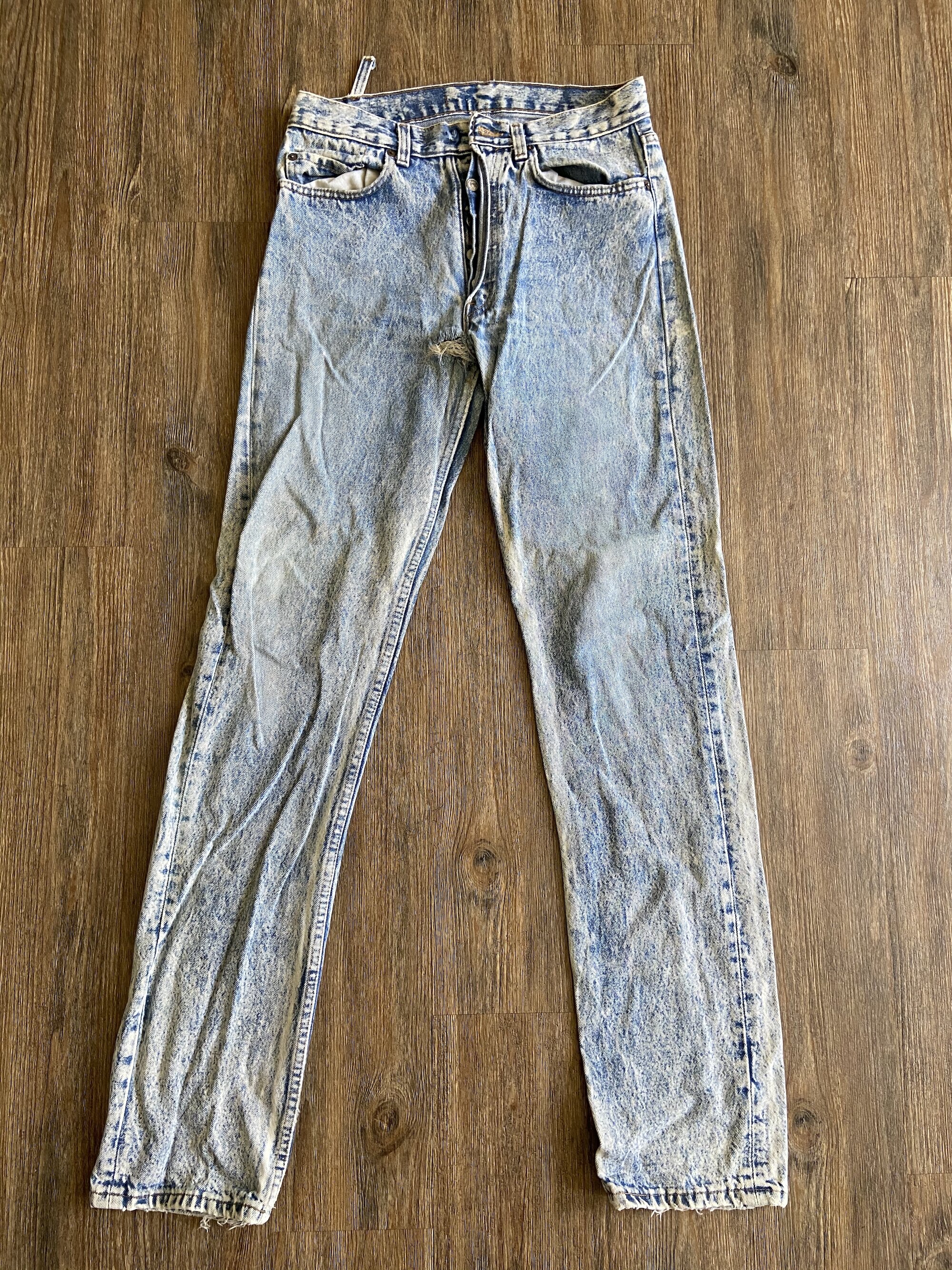 Vintage 501 Levi's Light Wash Denim Jeans