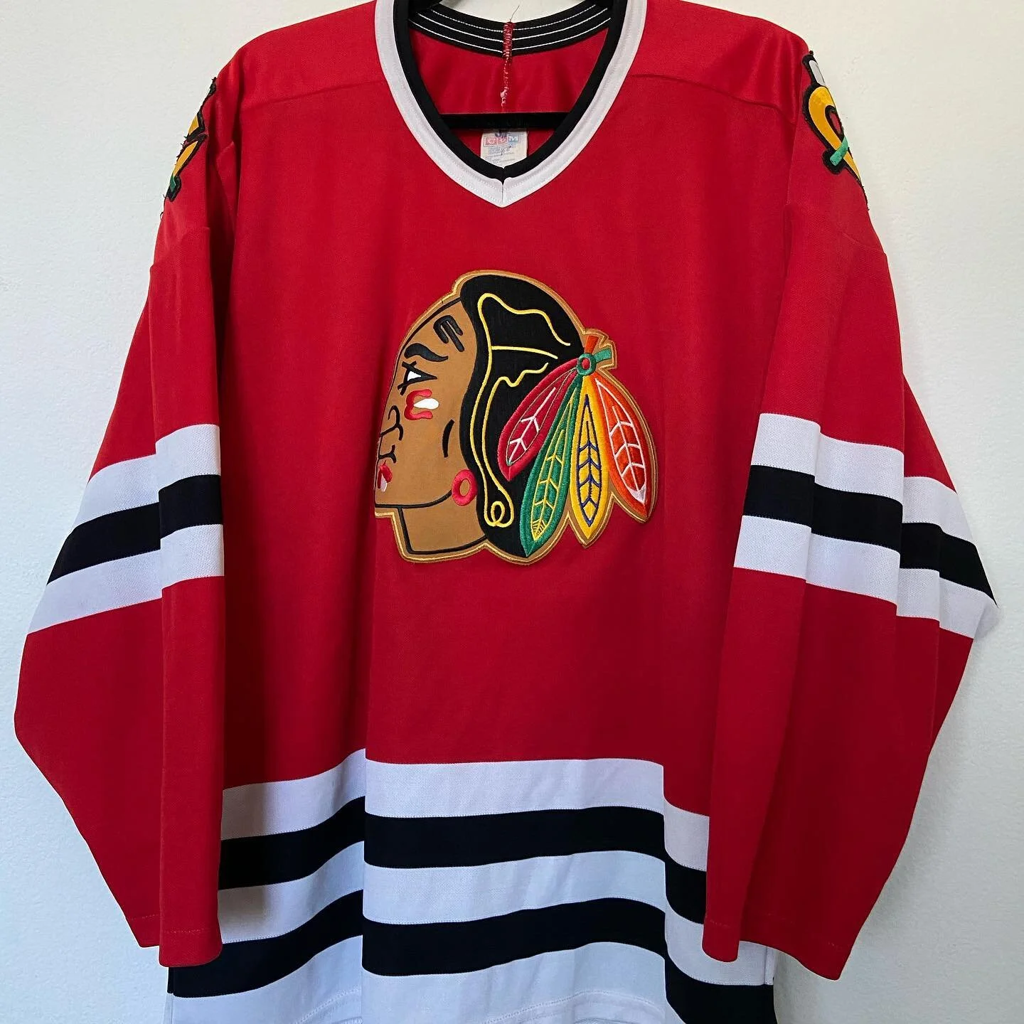 Vintage Chicago Black Hawks Hockey Jersey 💀 Shop DeadPeoplesShit.com (Link in Bio)