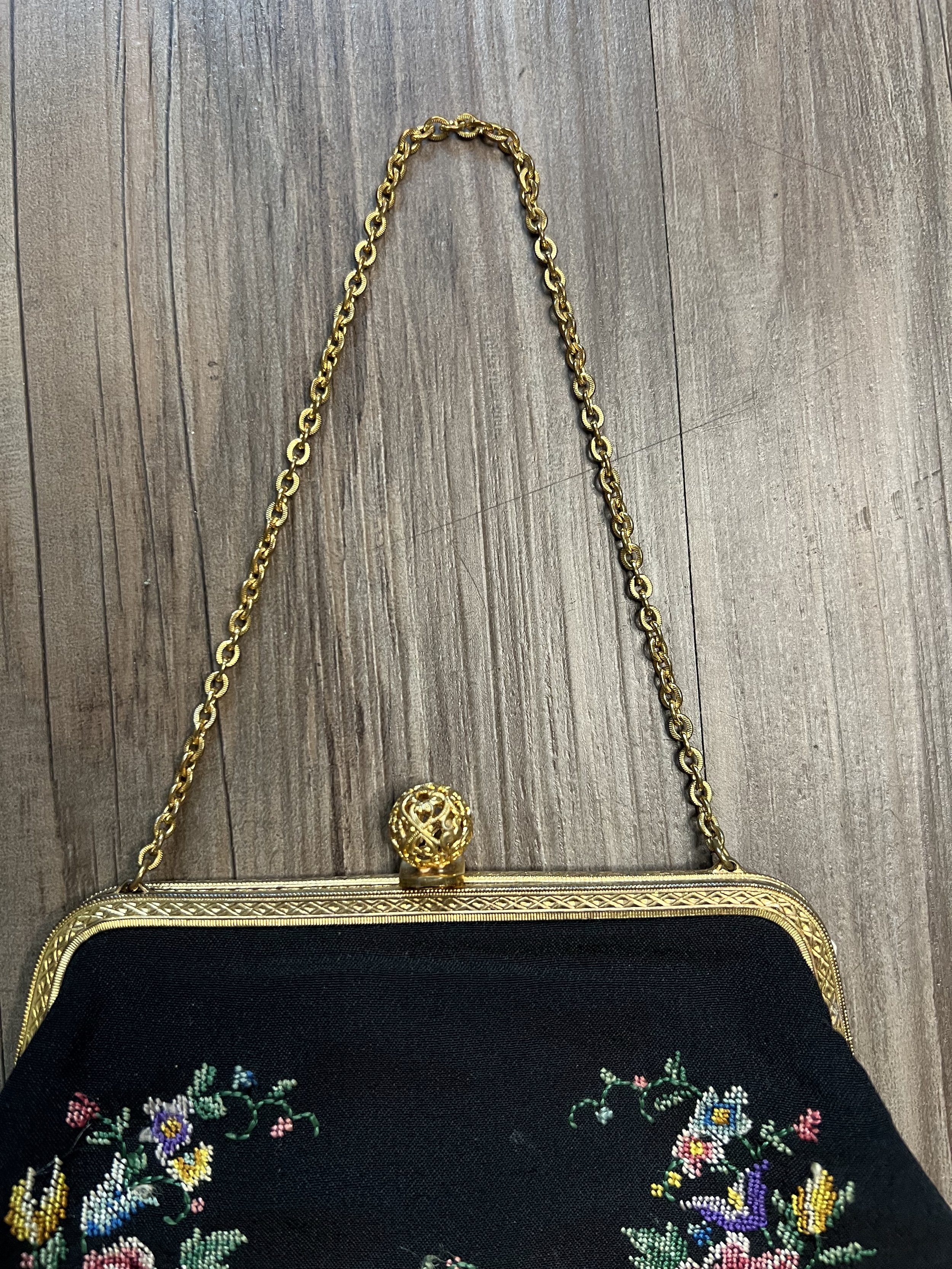 Vintage Black Floral Needlepoint Handbag – Ever Thrift