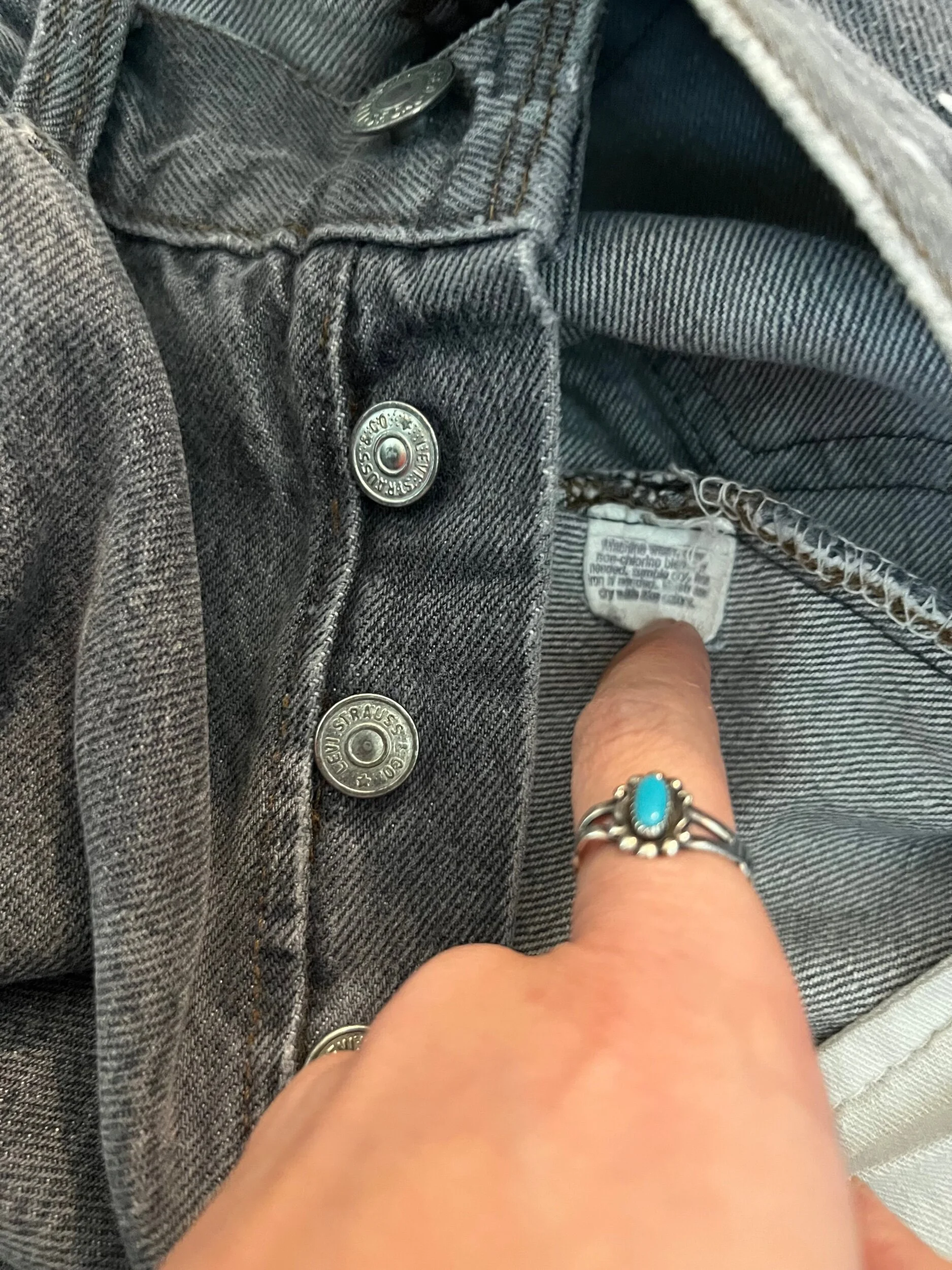 1E108253-27F4-47A6-A4C2-109A10C9BA34